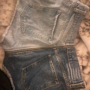 Revive two toned Jean shorts with zipper (yin yang shorts / Tokyo wash)